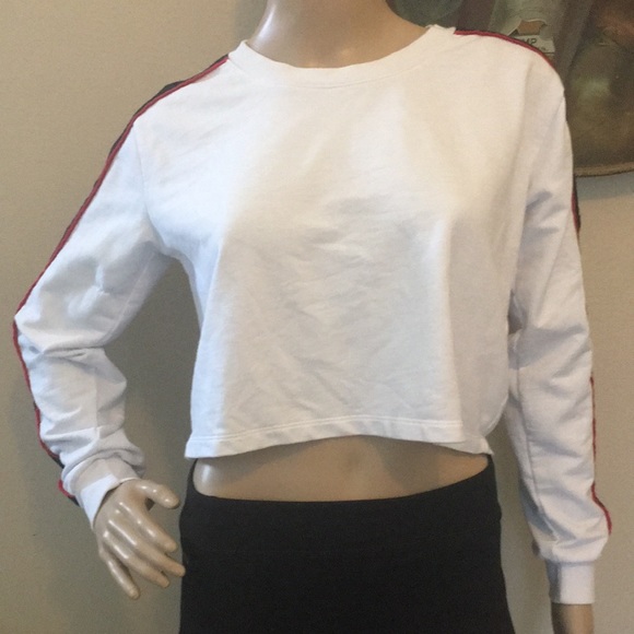 Forever 21 Tops - Forever 21 crop top Sz S